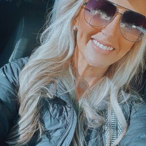 Meet your Posher, Heidi